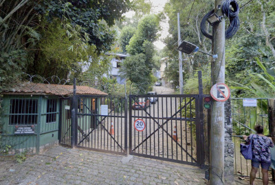 CASA EM CONDOMÍNIO NA ESTRADA DAS CANOAS, SÃO CONRADO/RJ 1º Leilão: 23/07/2026 às 14:00 R$ 890.631,0